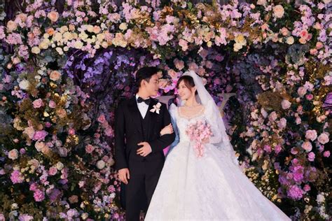 The chinese paladin star from yonder days has done well given but wait, the big one has yet to come as luo jin sends his greetings on weibo, my shoulders are forever yours to lean on! Tang Yan Luo Jin Wedding Day (With images) | Tiffany tang ...