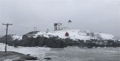 Watch Winter Storm Causes Havoc At Nubble Lighthouse In York