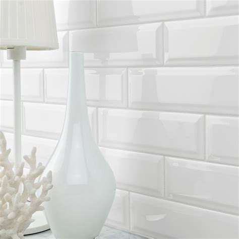 Astoria Brilliant White 3x9 Ceramic Subway Tile