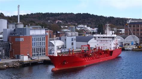 U většiny bank jsou dostupné kontaktní informace. Banken planen Millionen-Förderung für "Green Shipping"