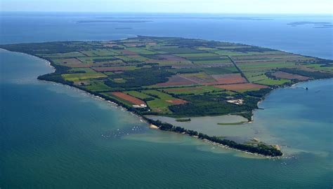 Exploring Canadas Pelee Island Accessible Via Ferry From Sandusky