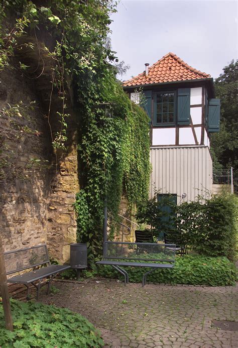 Roman, an seiner seite arthur hastings und chef inspektor james japp an der küste von cornwall. Besondere Wohnheime des Studentenwerks Osnabrück ...
