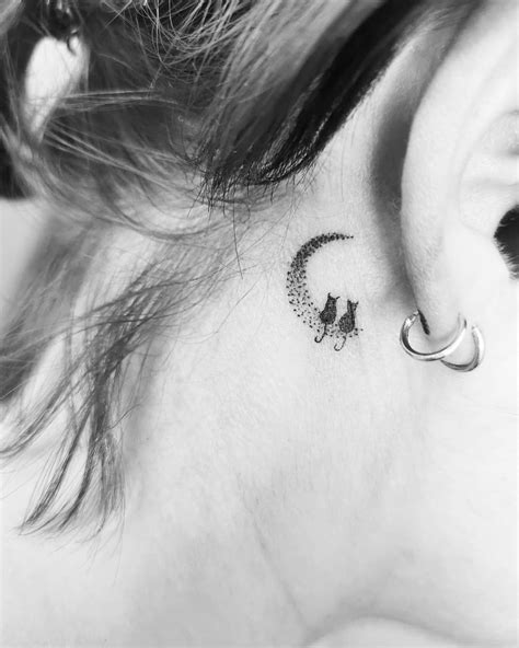 Ear Tattoos 31 Gorgeous Creative And Mostly Tiny Tats Behind Ear Tattoos Ear Tattoo Cat