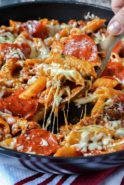 Absolutely, although i would thin the sauce slightly with a little of the pasta cooking water to ensure that the pizza sauce will coat the. One-Pot Cheesy Pizza Pasta - Mother Thyme