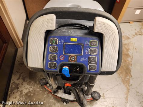Advance Sc500 Floor Scrubber In Independence Mo Item Jg9555 Sold