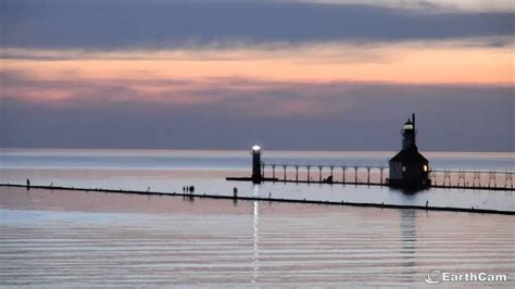 Click on send to send the administrator information about camera malfunction. Visit St Joseph, MI, United States with EarthCam's live ...