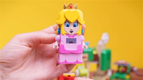 Video Nintendo Gives Super Mario Fans A First Look At Lego Princess Peach News Magazine