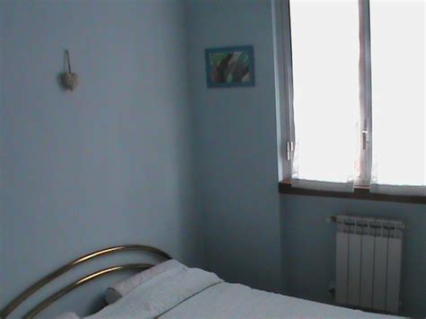 4267 senigallia, zona ospedale, appartamento al piano terra composto da ampio ingresso, cucina ab., soggiorno 31 mq, balcone cieca 10 mq, disimpegno, due camere grandi, ripostiglio, bagno con ampia. affitti stagionali senigallia | affitto stagione estiva