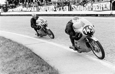 I go to all the motogp races and the ama race in ohio. Idea by Stephen John Malpass on 60's and 70's racing ...