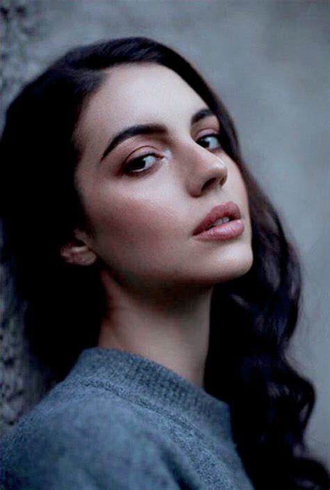Adelaide Kane Adelaide Kane Mary Queen Of Scots Queen Mary Reign