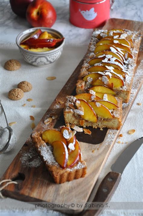 Check spelling or type a new query. Due bionde in cucina: Crostata con frolla agli amaretti ...