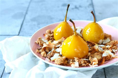 Recept Witte stoofpeertjes met gember steranijs en witte wijn