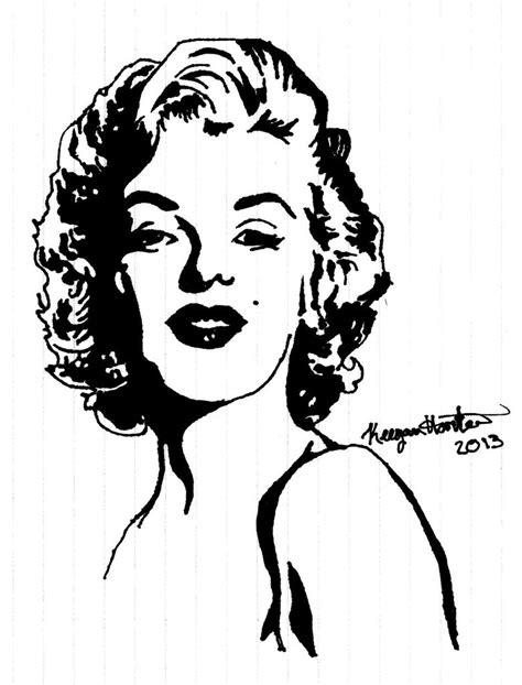 41 Marilyn Monroe With Guns Wallpaper Wallpapersafari