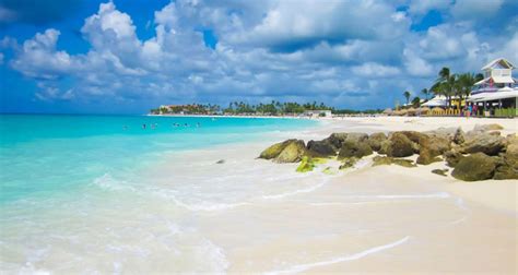 5 Stunning Beaches In Aruba