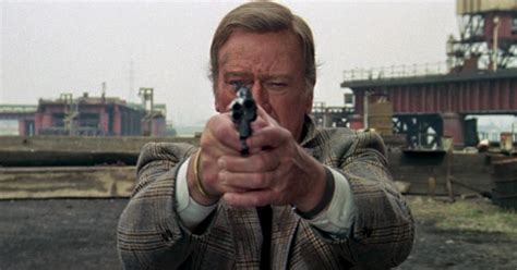 CULTURALMENTE INCORRECTO: "Brannigan": Un film policial con el carisma