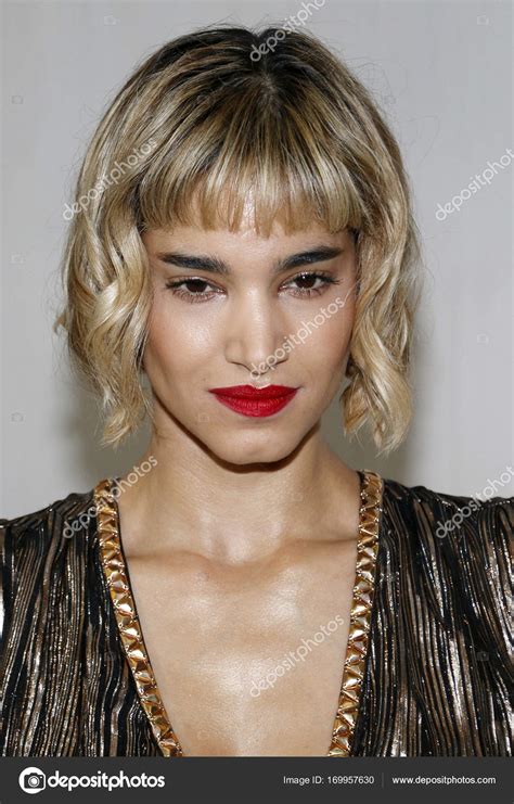 Sofi's latest valuation is reported to be $4.3 b. Actress Sofia Boutella - Stock Editorial Photo ...