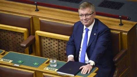 A magyar nemzeti bank elnöke az ország egységes jövőképét és az állam működésének mérését, a visszacsatolást hiányolta leginkább. Matolcsy György: kudarcot vallott a magyar lakáspolitika ...