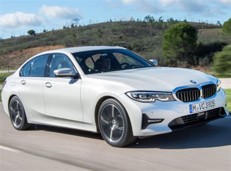 It comes with a strong engine with good power outputs and impressive. BMW 3 Series Sedan Price in Bangladesh | Bdstall
