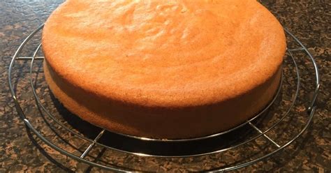 Unsere tortenböden und die mascarponecreme eignen sich für alle! Tortenboden / Biskuit Low Carb | Rezept (mit Bildern ...