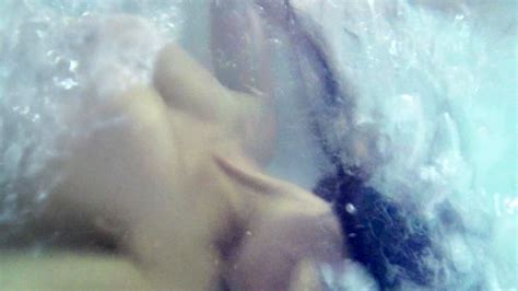 Alexis Knapp Nude Pics Page