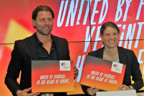 Die uefa vergibt die em 2024 nach deutschland! Werbung in eigener Sache: Dortmund als designierter ...
