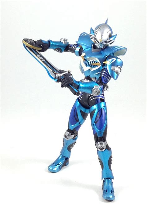 The popular kamen rider that appeared in the ryuki world in the kamen rider decade series joins the s.h.figuarts series with a full array of accessory parts, including abyss saber and abyss claw. S.H. Figuarts Kamen Rider Abyss Gallery - Tokunation