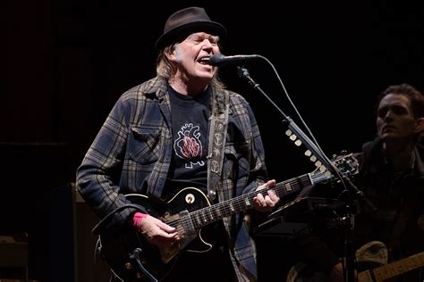Neil Young on His Archives Website, Future Releases and Crazy Horse - Rolling Stone