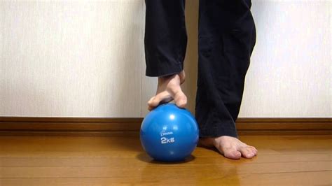 Foot And Toes Exercise Medicine Ball 2kg Workout Youtube