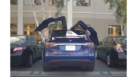 Tesla Model Y Should Teslas Compact Suv Feature Falcon Wing Doors