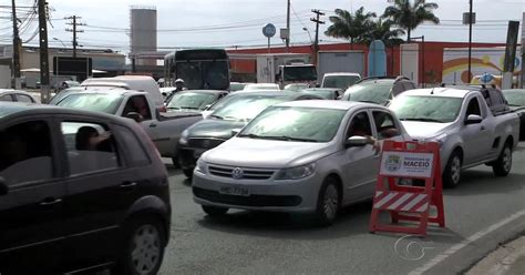 G1 Motoristas Reclamam De Mudanças Na Rotatória Da Prf Em Maceió Notícias Em Alagoas