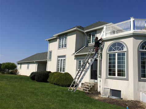 Advantages of seamless rain gutters: Gutter Job #2 - Bobbitt's