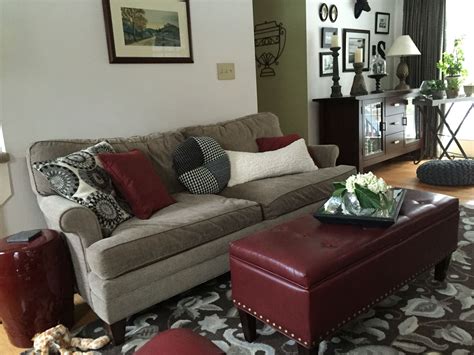 Living room black, cream and merlot! | Home decor ...