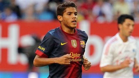 Explore and filter fifa 17 ultimate team players and ratings Jonathan Dos Santos. | Español