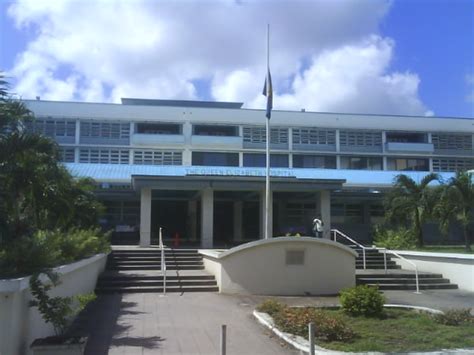 The hospital, which cost £545 million to construct, opened in june 2010, replacing the previous queen elizabeth hospital and selly oak hospital. File:Barbados Queen Elizabeth Hospital, Bridgetown-1.jpg ...