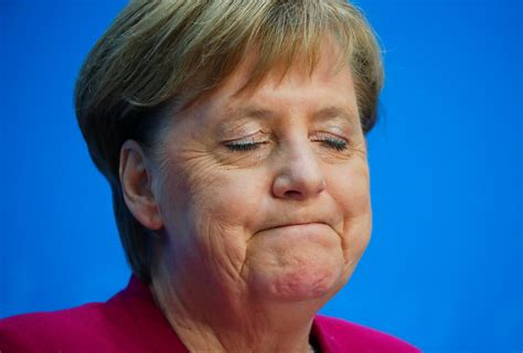 “tijd Om Een Nieuw Hoofdstuk Te Schrijven” Angela Merkel Kondigt