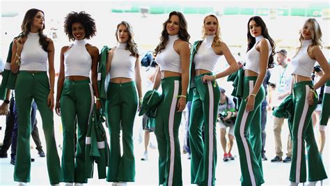Russia Aims To Bring Back Grid Girls To Formula One
