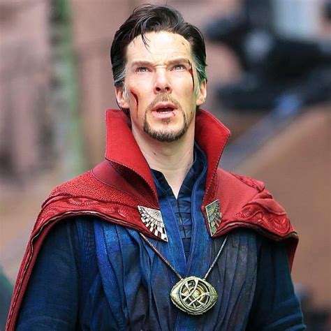 first look benedict cumberbatch and chiwetel ejiofor shoot scenes for dr strange in new york
