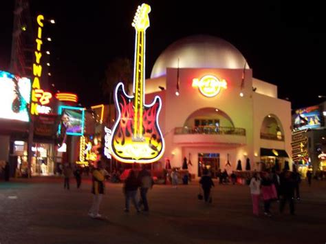 Universal City Walk, fantastic night out! - Picture of Universal