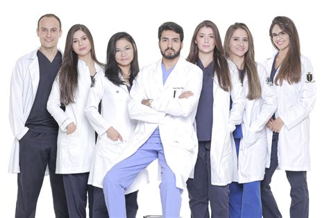 Entre Os Melhores Do País Curso De Medicina Da UnievangÉlica Está Com Inscrições Abertas Para O