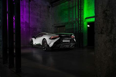 Lamborghini Unveils 60th Anniversary Huracan