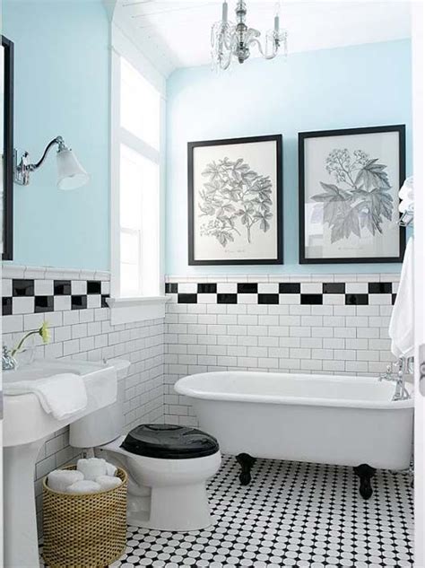 A slender black border in a shower, for example, is a great way to complement a black tile floor. 37 Ideas To Use All 4 Bahtroom Border Tile Types - DigsDigs