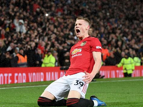 Bruno fernandes opened the scoring on 30 minutes after firing through leeds goalkeeper illan meslier. EPL: Scott McTominay makes Premier League history in Man ...