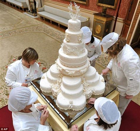 Kate and william wowed their royal wedding guests with a magnificent creation by the renowned fiona cairns — 17 individual fruit cakes decorated in elegant scroll work and piping! Prince Harry And Meghan Markle Have Already Tasted An ...