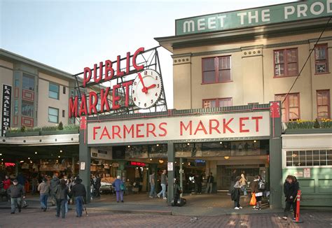 Pike Place Market What To Do In Seattle Smart Getaways