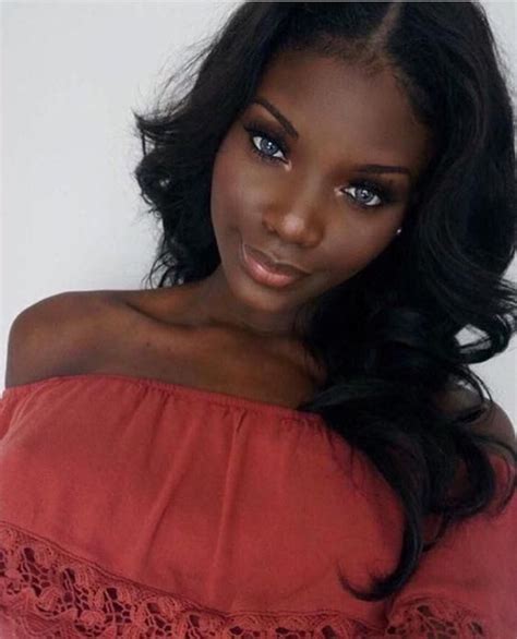 Black Women Beautiful Jawline Blackwomenbeautiful Beautiful Dark