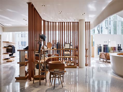 Hermès Opens A Striking New Shop In Miamis Design District モダンハウス