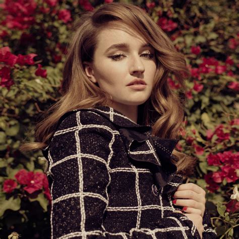 Kaitlyn Dever For Contentmode Magazine Winter 2020 Hawtcelebs
