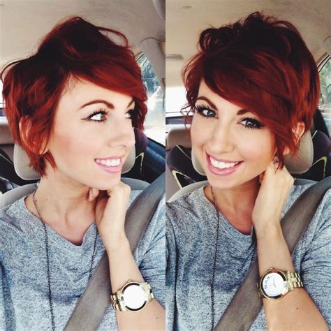 A short ombre hair color is gradually blending from one color to another on short hair. 20 Ombre Hair for Short Hair - Pretty Designs
