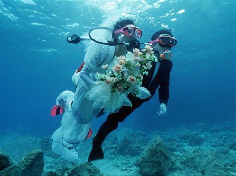 Wedding Inspiration Bouquets Underwater Wedding Wedding Inspiration