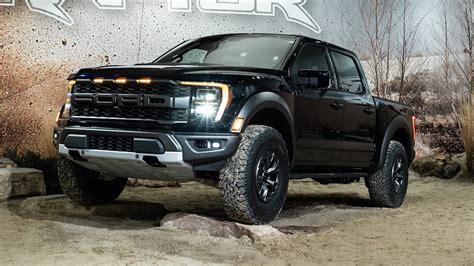 2021 Ford F 150 Raptor Arrives To Take On The Trx